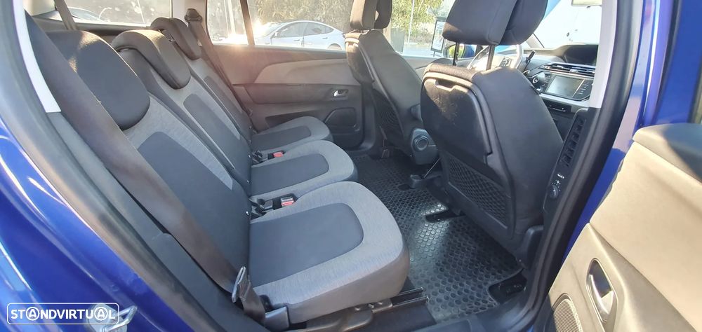 Citroën C4 Picasso - 9