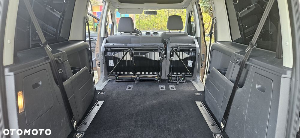 Volkswagen Caddy - 28