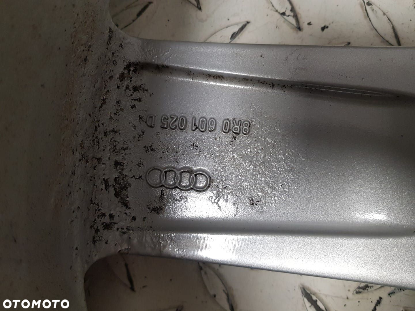 ŁADNY ORYGINALNY KOMPLET ALUFELGI FELGI ALUMINIOWE AUDI Q5 1 08-16 8,5 20r 5x112 ET33 8R0 8R0601025D - 7