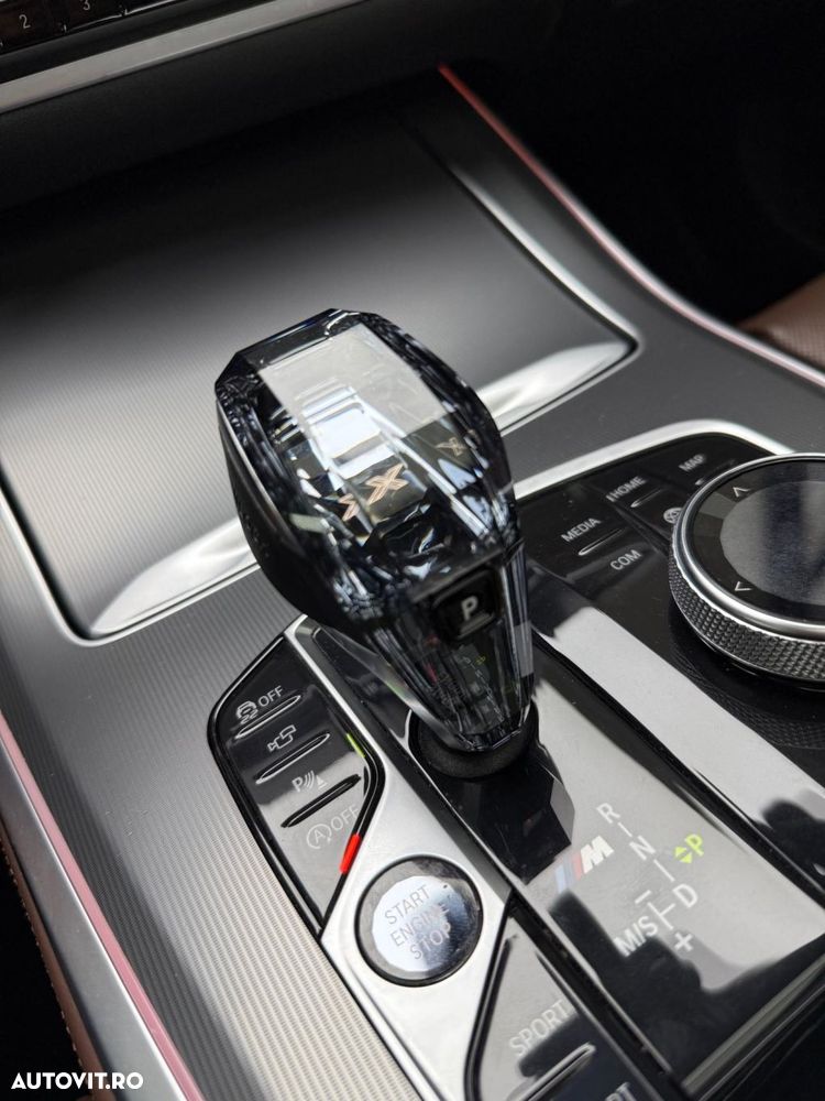 BMW X5 M M50i - 31