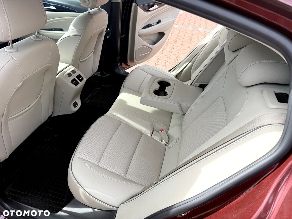 Opel Insignia 2.0 CDTI Executive - 28