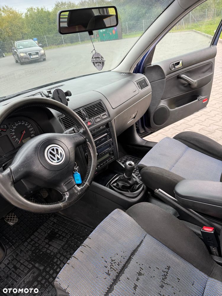 Volkswagen Golf IV 1.6 Basis - 19