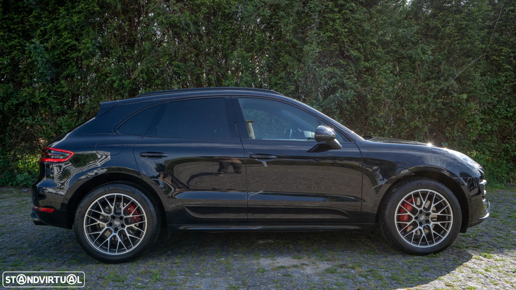 Porsche Macan Turbo - 9
