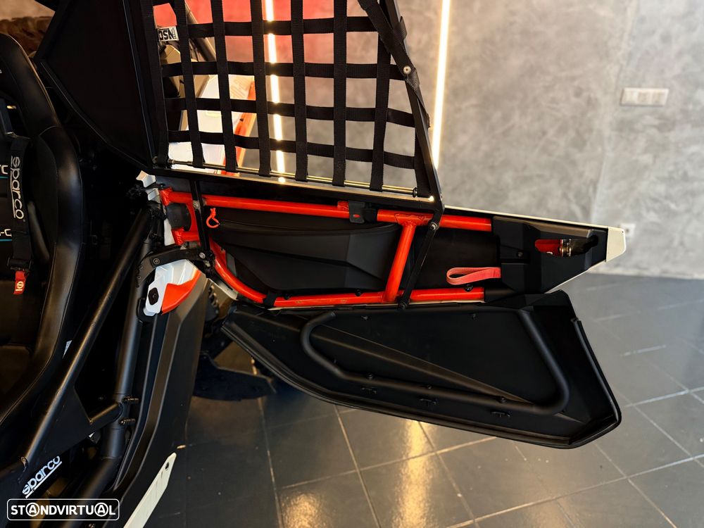 Can-Am Maverick X3 Maverick X3 RC 2022 c/passaporte técnico + atrelado + equipamento origem - 39