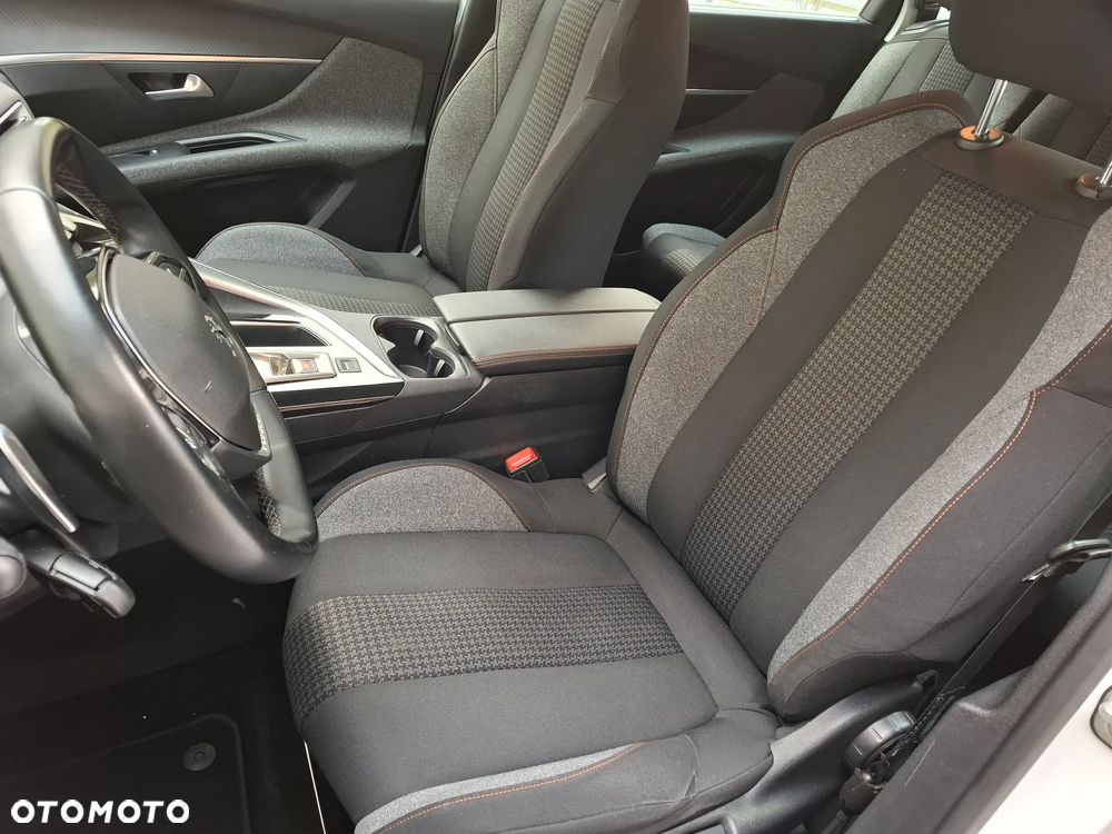 Peugeot 5008 BlueHDi 130 EAT8 Active Pack - 12