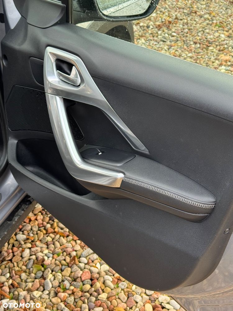 Peugeot 2008 PureTech 110 Stop&Start Crossway - 22