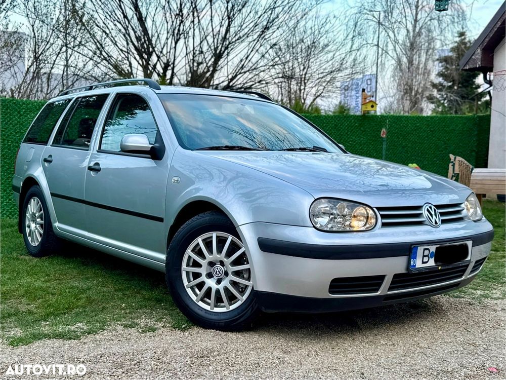 Volkswagen Golf 1.6 Comfortline - 23