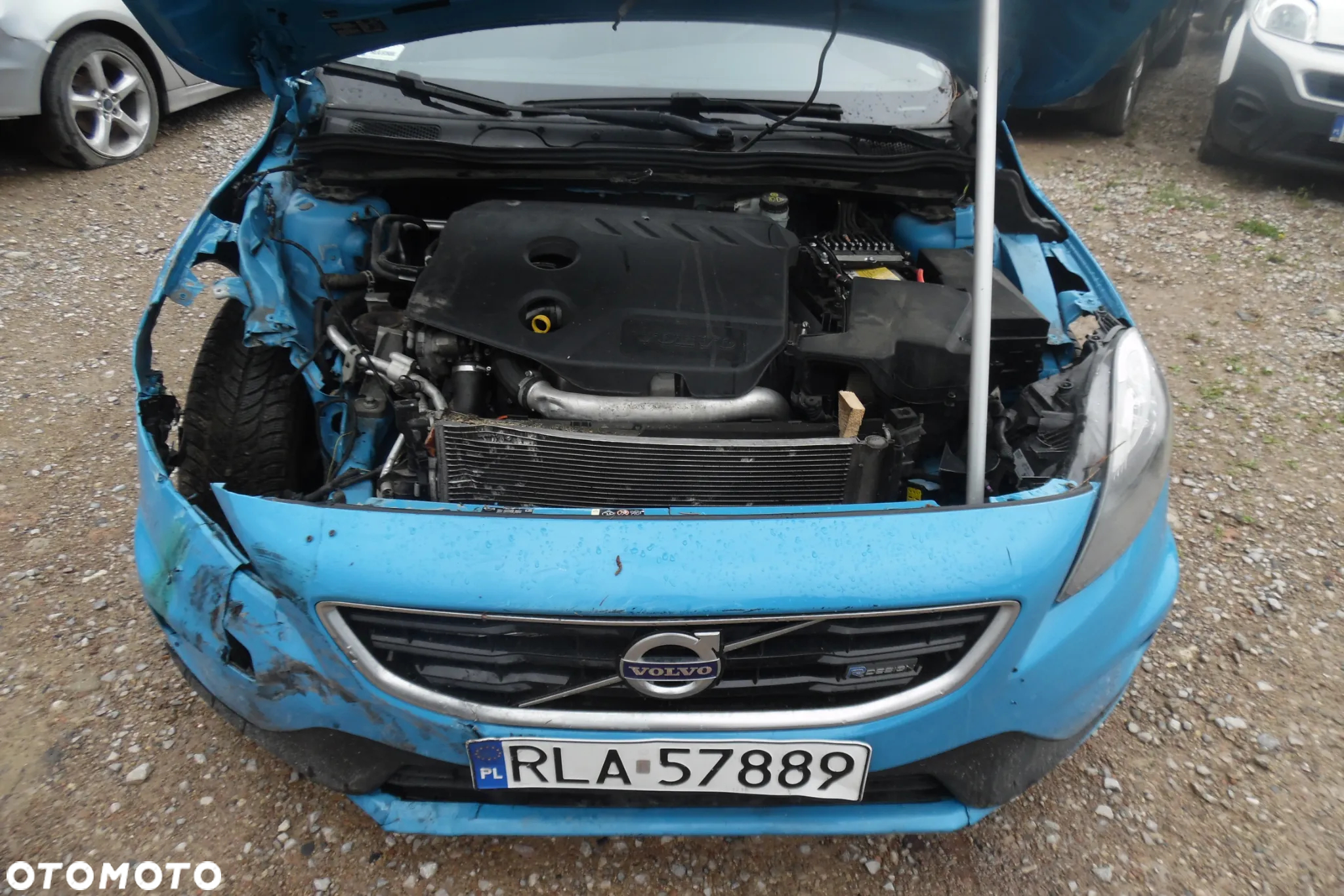 Volvo V40 D2 R-Design - 5