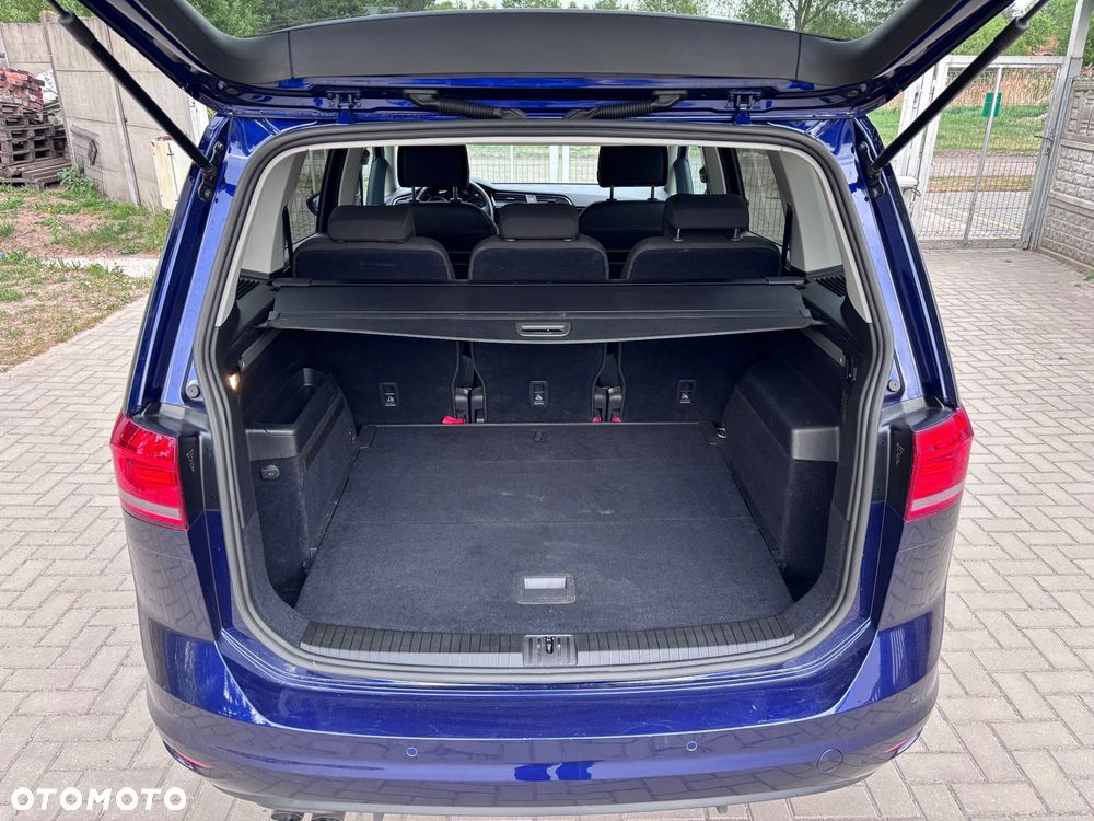 Volkswagen Touran 2.0 TDI BMT Special Edition DSG - 11