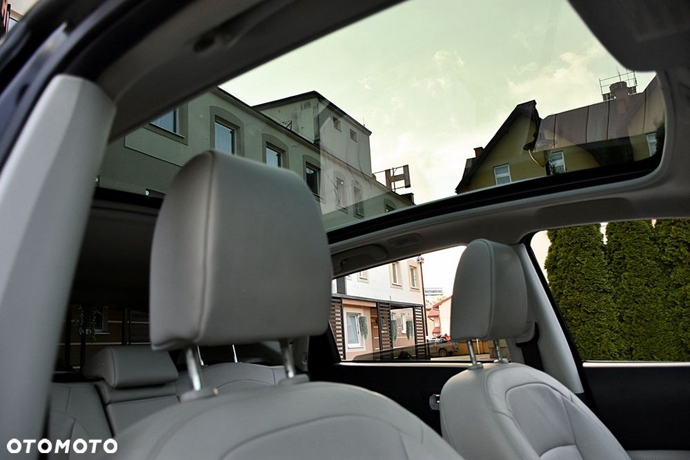 Nissan Qashqai 2.0 dCi 4 x 4 DPF tekna - 36