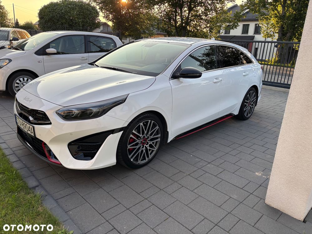 Kia ProCeed - 7