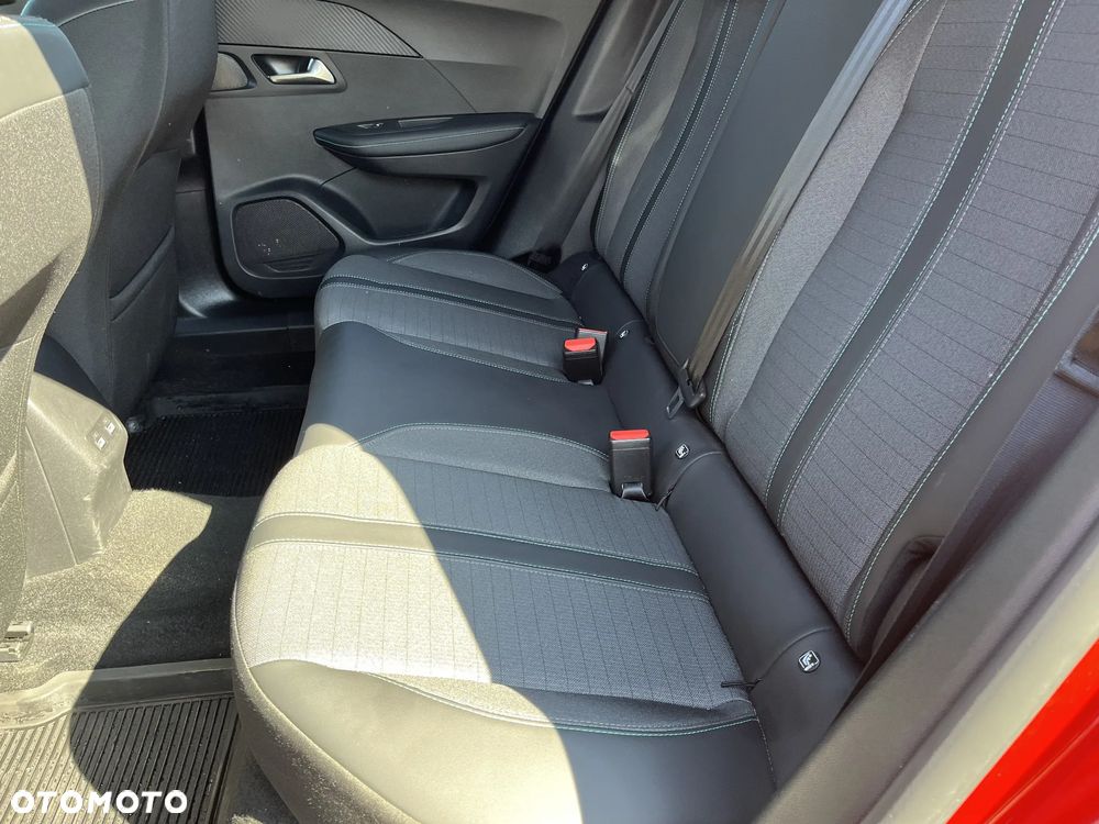 Peugeot 2008 1.2 PureTech Allure Pack S&S - 12