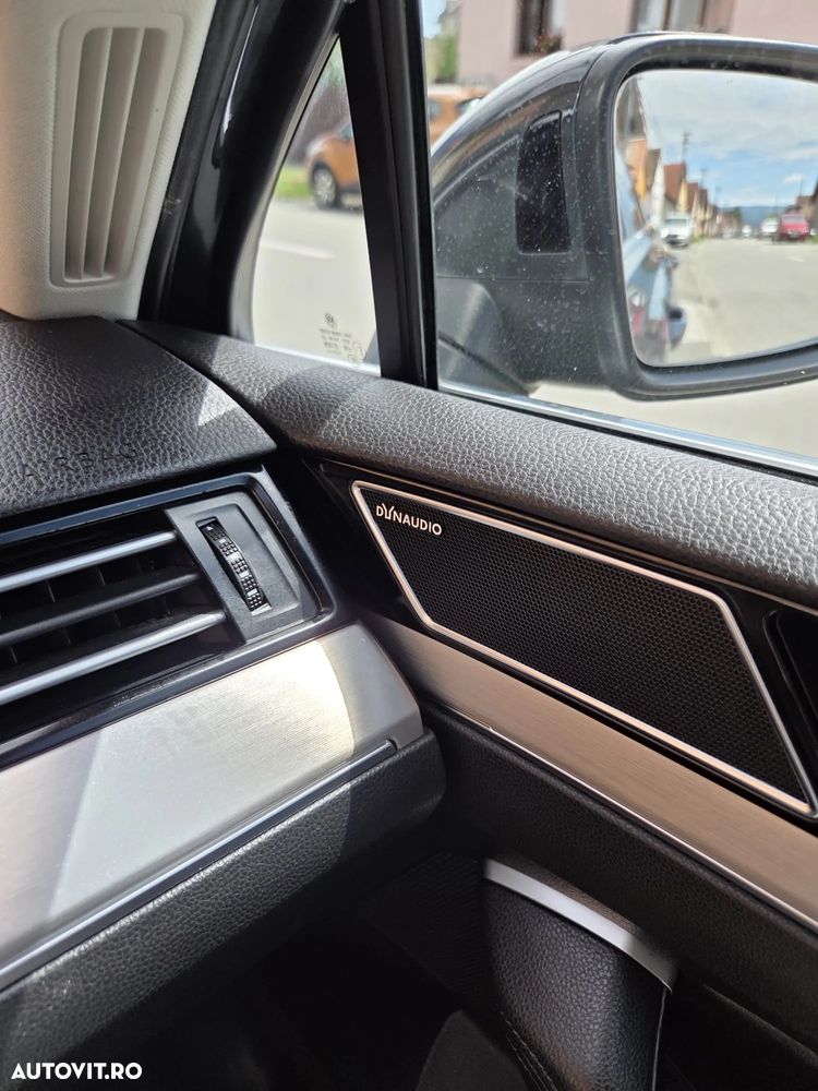 Volkswagen Passat 2.0 TDI DSG R Executive - 10