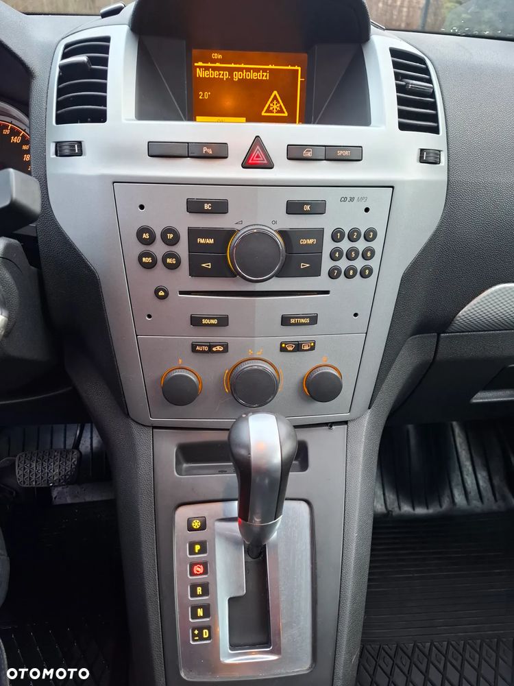 Opel Zafira 1.9 CDTI Essentia ActiveSelect - 18