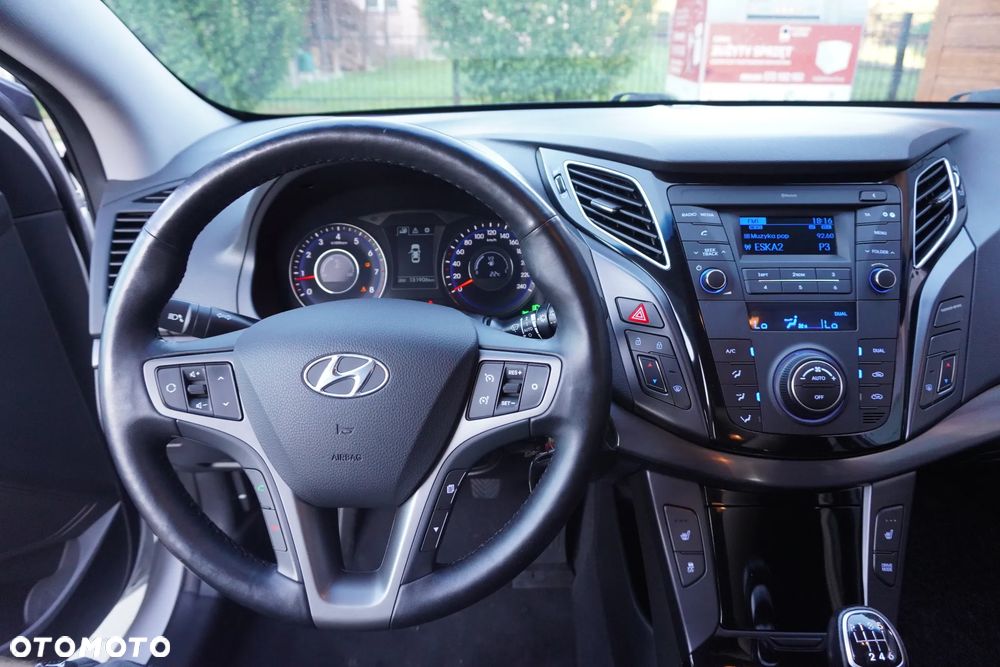Hyundai i40 Kombi 2.0 Premium - 18