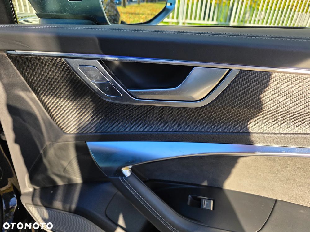 Audi RS6 Avant 4.0 TFSI quattro tiptronic - 39