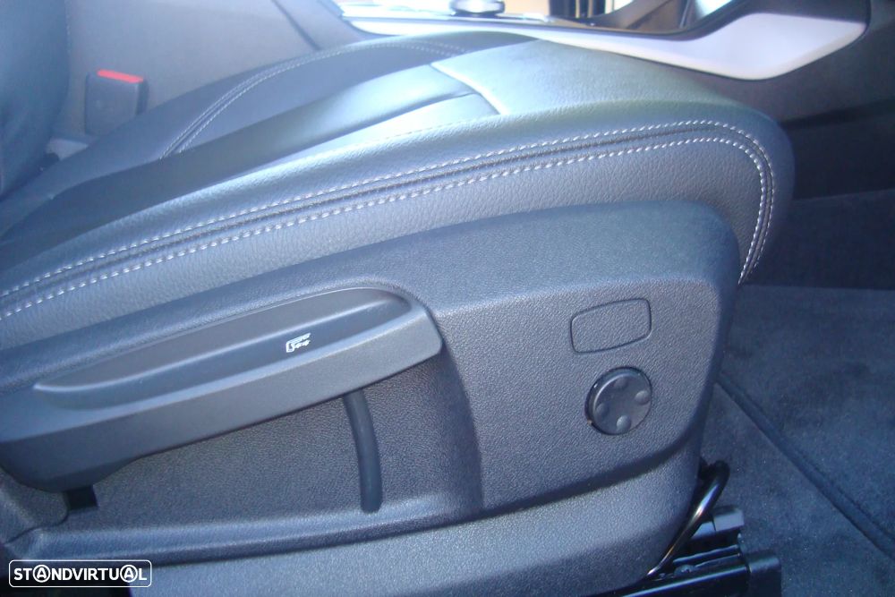 BMW 118 i Line Sport Auto - 31