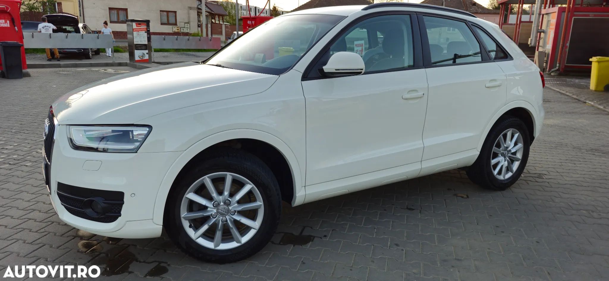 Audi Q3 2.0 TDI - 1