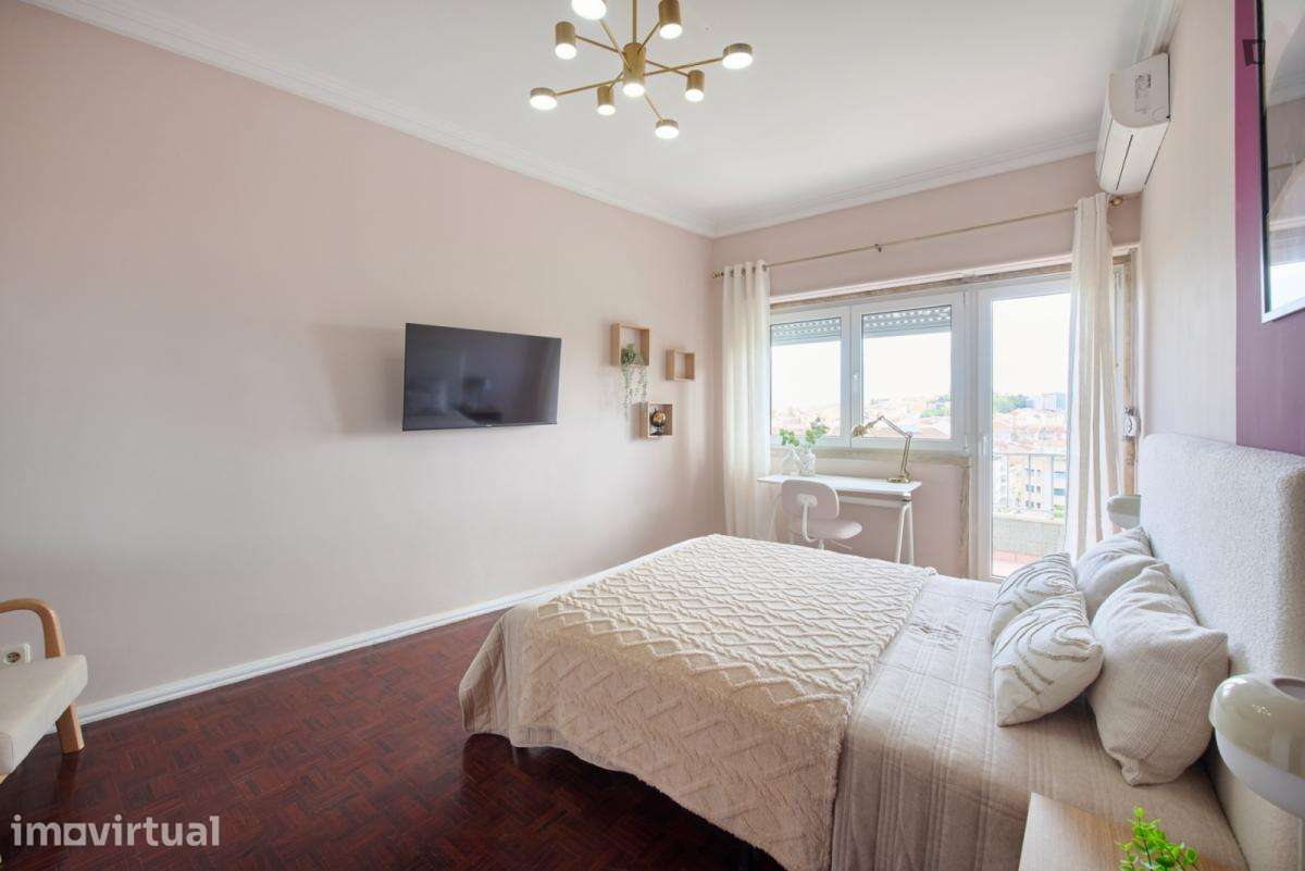 Quarto - localizado em Alameda Lisbon - Grande imagem: 2/24