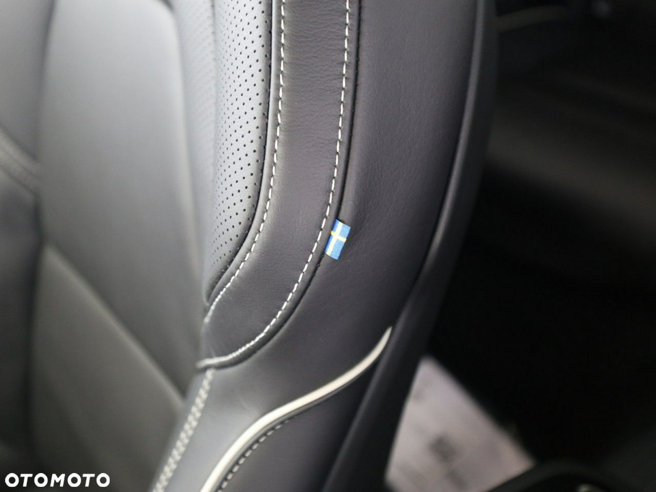 Volvo S90 - 14