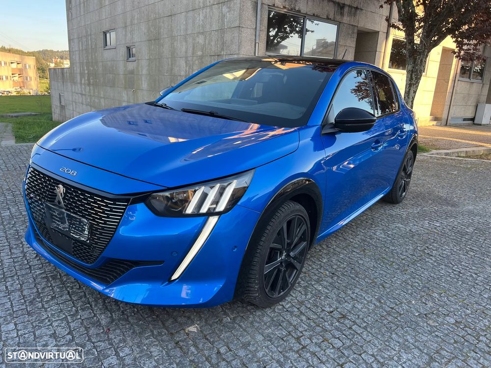 Peugeot 208 PureTech 100 GT - 18