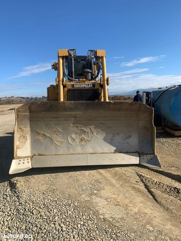 Caterpillar D6T - 3