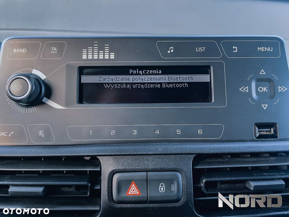 Peugeot Partner 4x4 Long Asphalt - 27