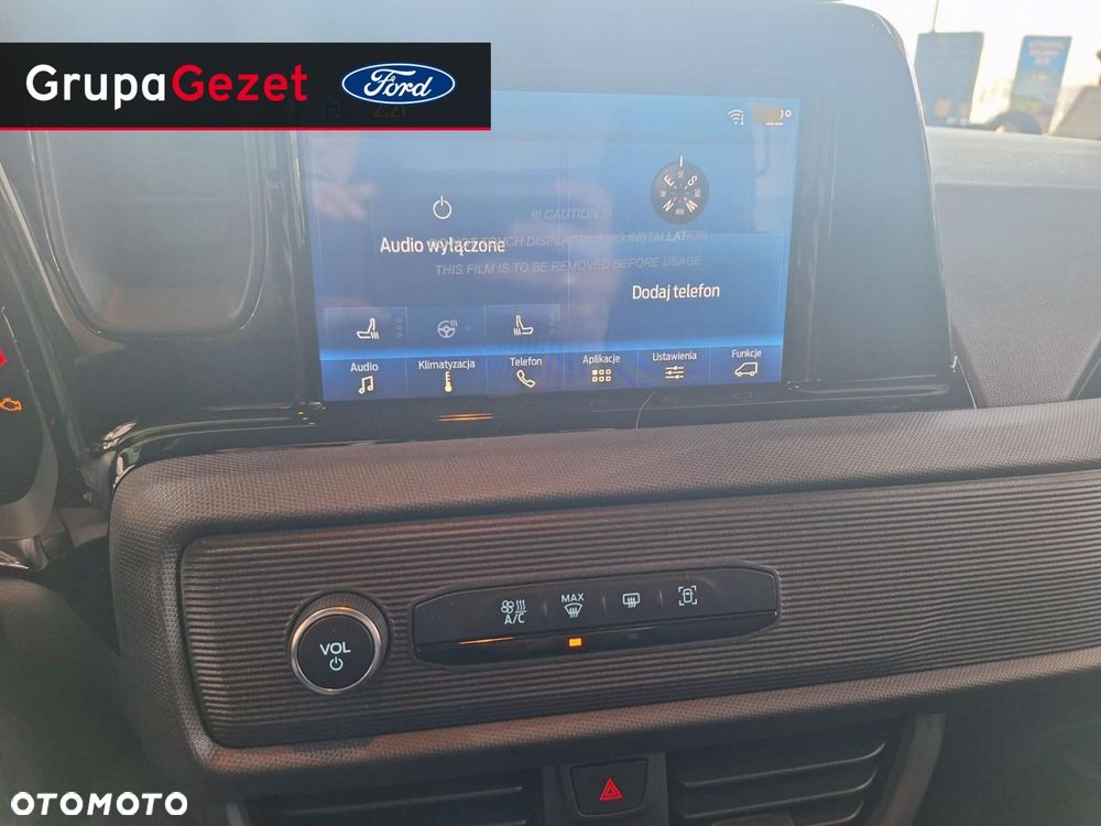 Ford Transit Courier - 10