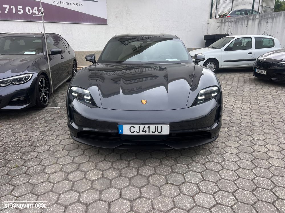 Porsche Taycan Sport Turismo - 2
