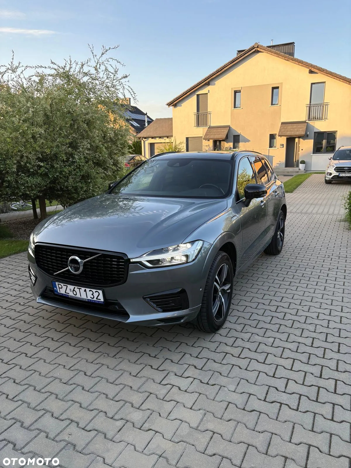 Volvo XC 60 - 4