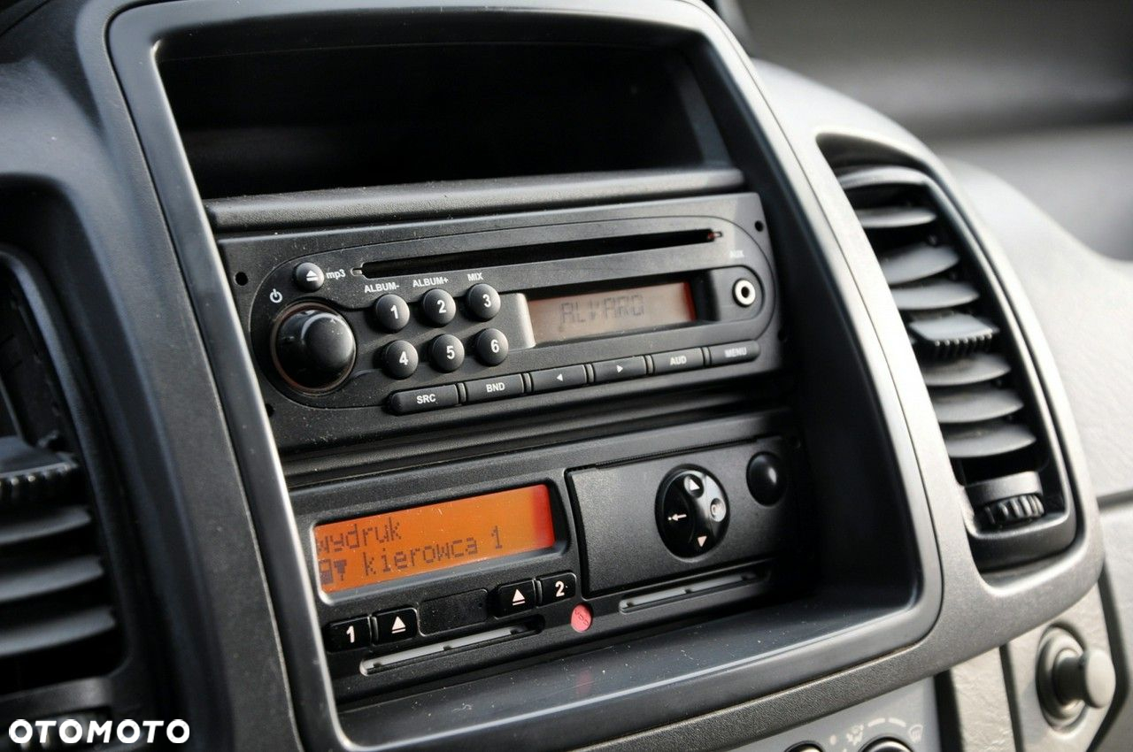 Opel Vivaro - 23