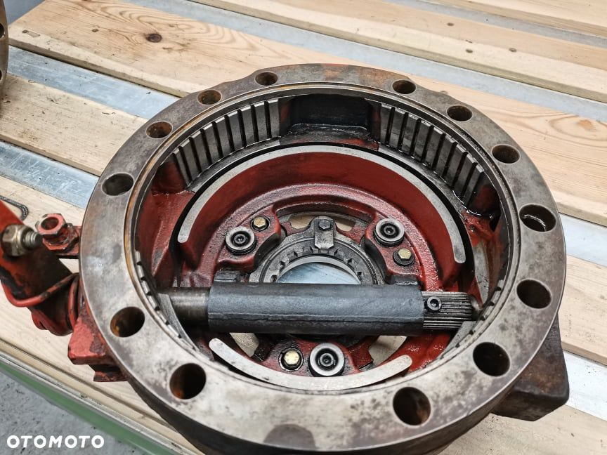 Cylinder hamulca 12562 Manitou MLT 523 - 13