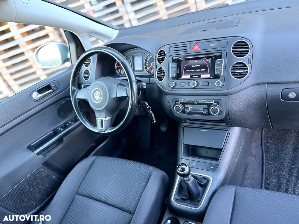 Volkswagen Golf Plus 2.0 TDI DPF Highline - 9