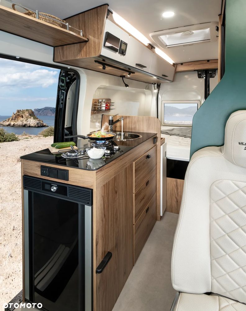 Karmann-Mobil Dexter 560 AW - 6