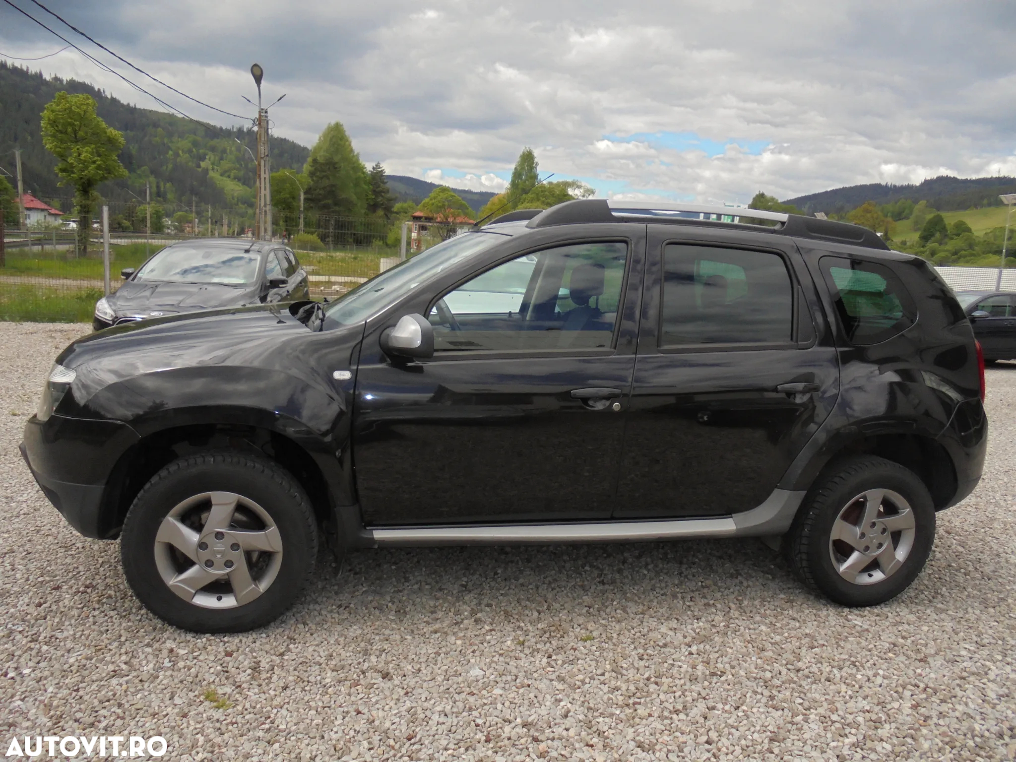 Dacia Duster 1.5 dCi 4x4 Laureate - 2