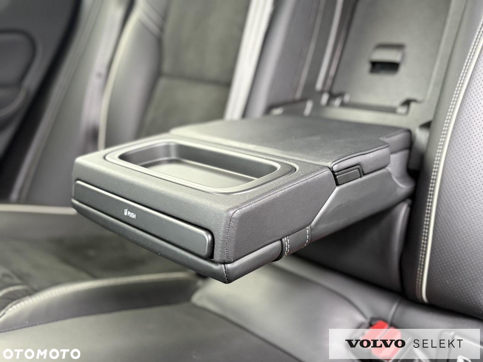 Volvo XC 60 - 31