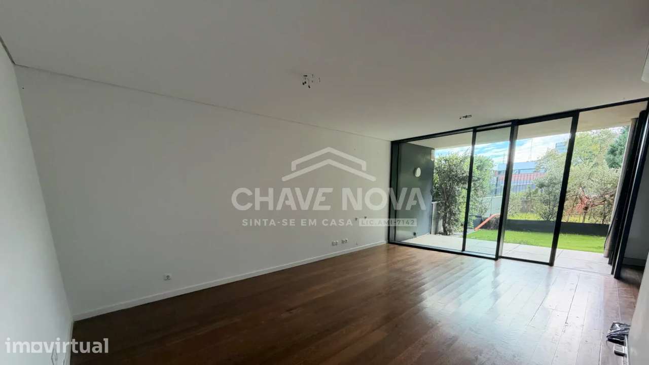 Apartamento T1 com Terraço de 35 m² no Jardim das Camélias - GAIA - Grande imagem: 2/17