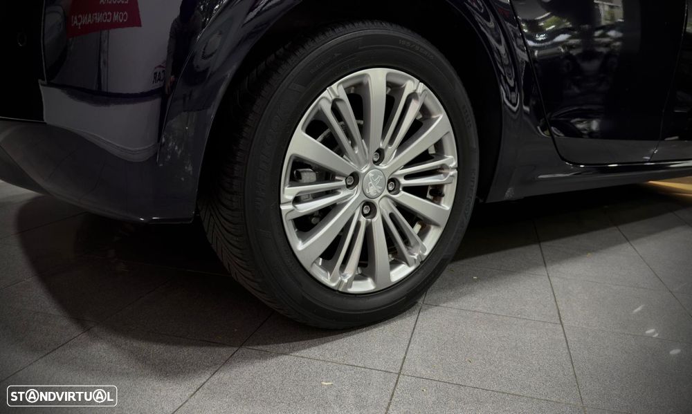 Peugeot 208 1.5 BlueHDi Allure - 10