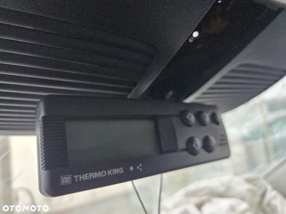 Mercedes-Benz Vito - 12