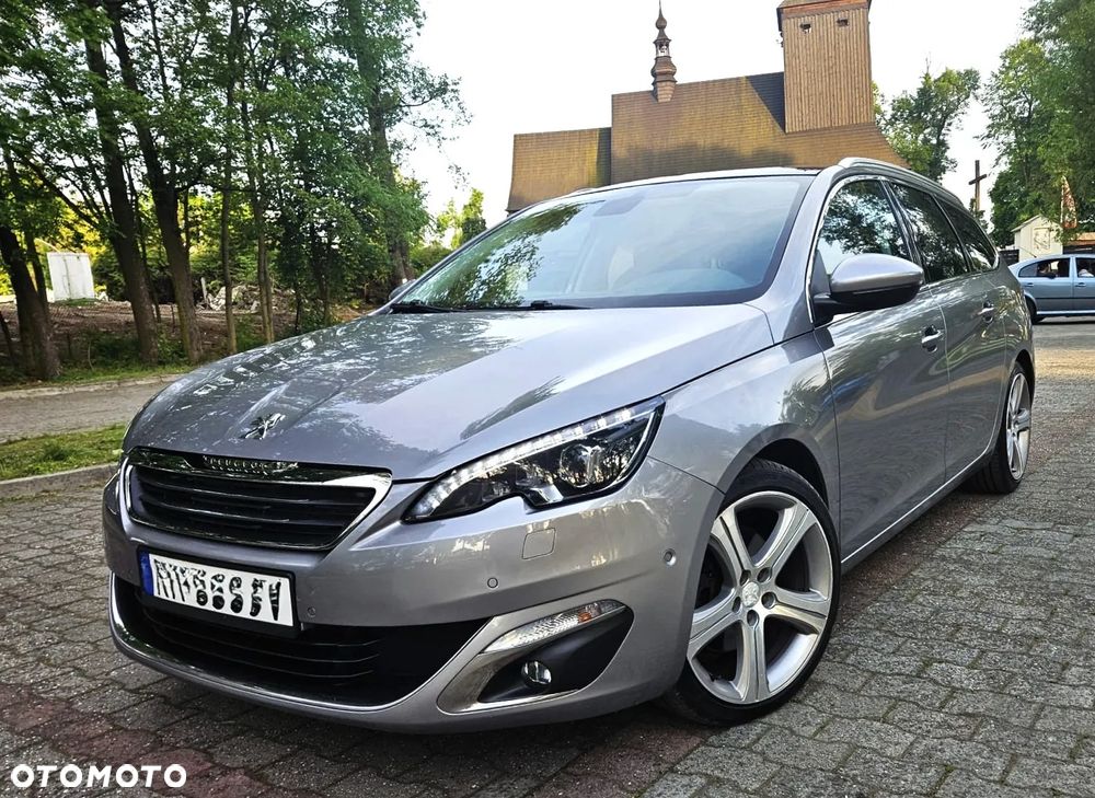 Peugeot 308 - 1