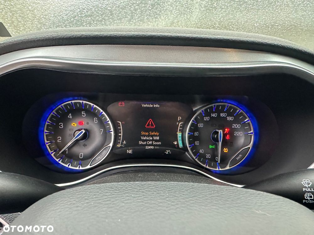 Chrysler Pacifica - 14