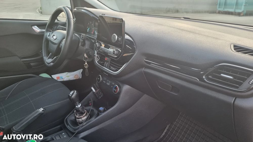 Ford Fiesta - 8
