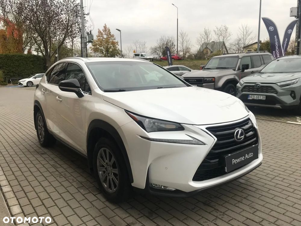 Lexus NX 300h Elite AWD - 12