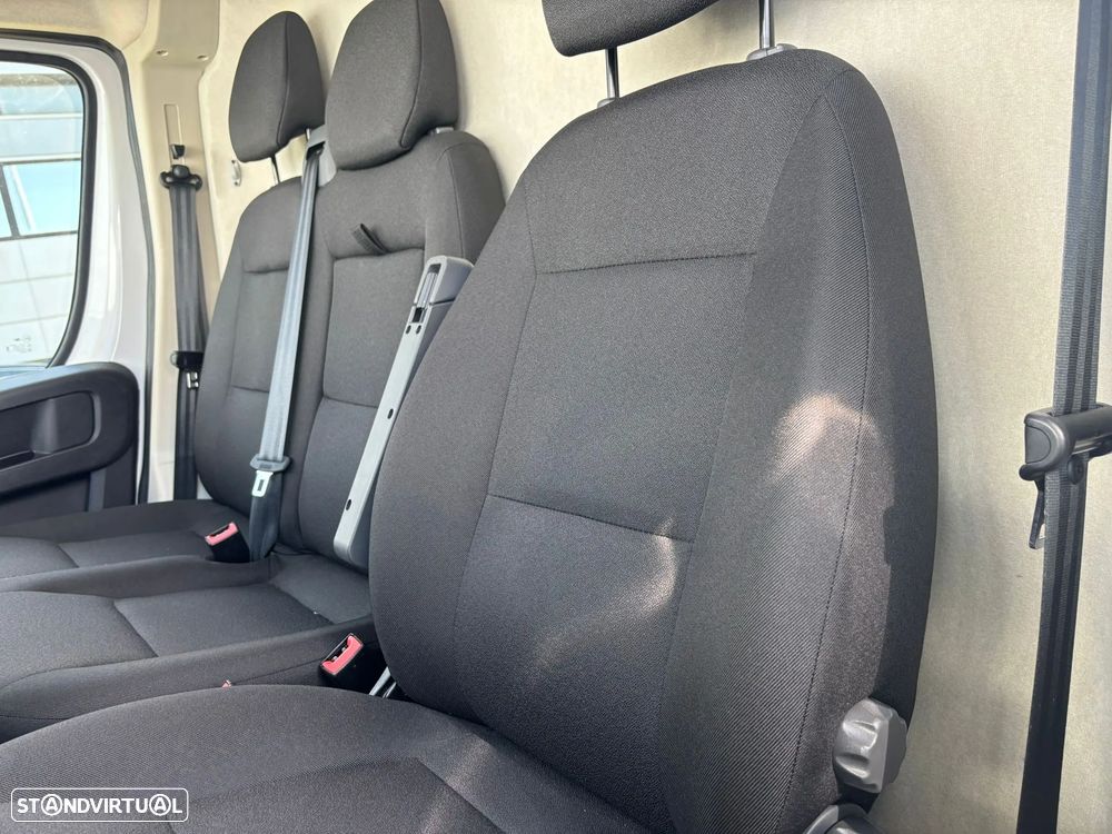 Peugeot Boxer 2.2 BlueHDi 140 L2H2 - - 9