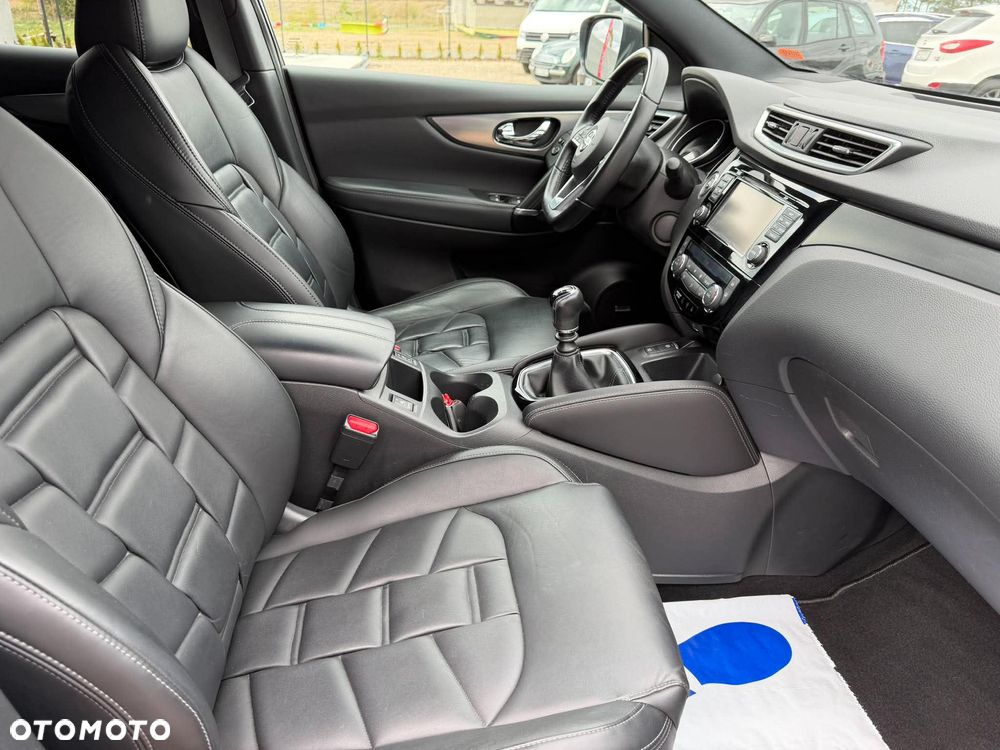Nissan Qashqai 1.2 DIG-T Tekna+ - 16