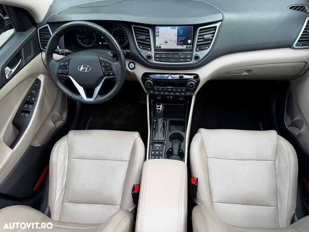 Hyundai Tucson blue 1.7 CRDi 2WD DCT Premium - 25