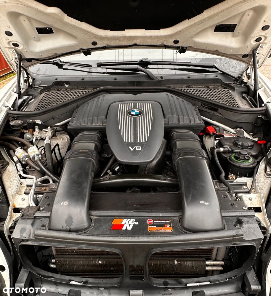 BMW X5 xDrive48i - 24