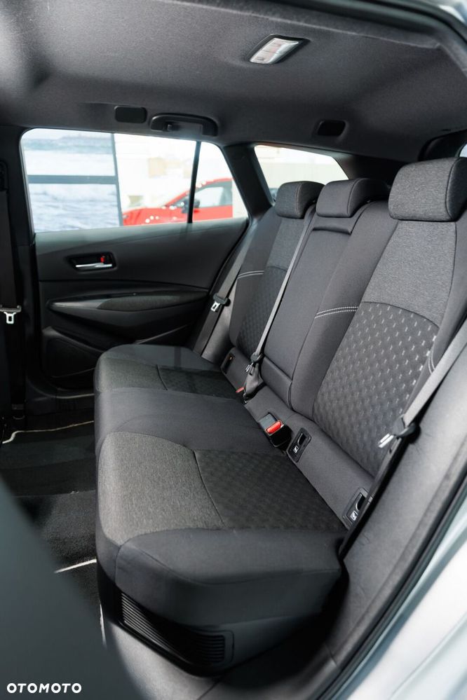 Toyota Corolla 1.8 Hybrid Comfort - 22