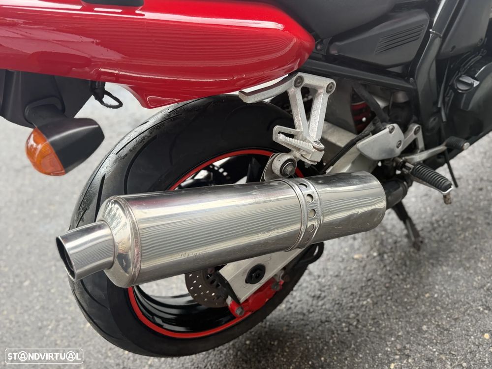 Yamaha FZS FAZER 600 C/ EXTRAS - 9