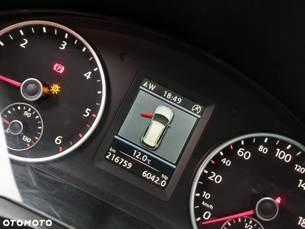 Volkswagen Tiguan - 17